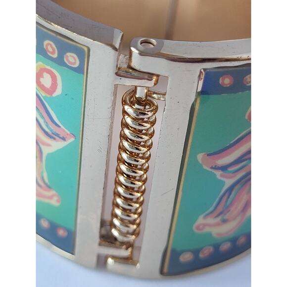 Lilly Pulitzer Hinged Cuff Bracelet Tropical Fish Shell Gold Chunky Bangle - Picture 5 of 11